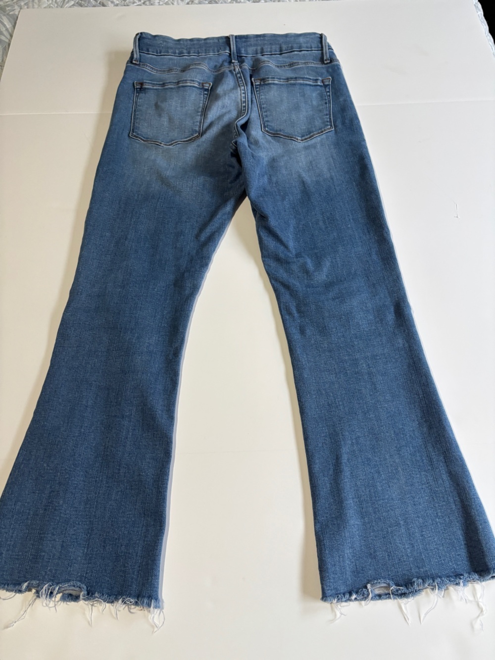 FRAME Le Crop Mini Boot Jeans Columbus Medium Wash Raw Hem - Size 29 - Picture 2 of 8